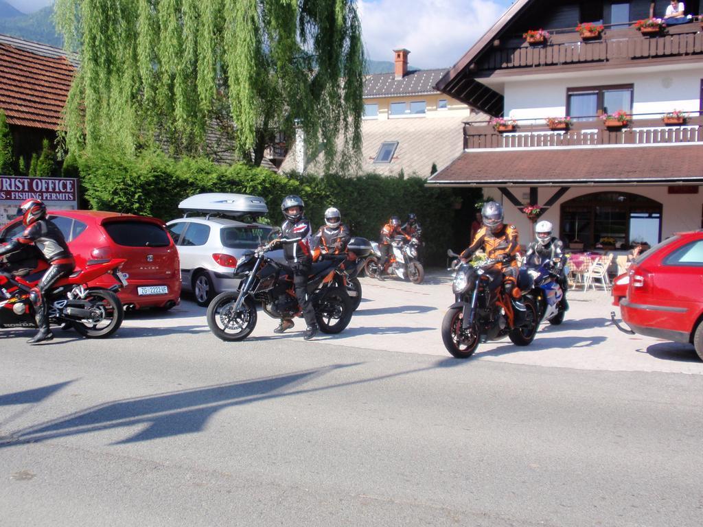 Penzion Vila Bistrica Bohinjska Bistrica Exteriör bild