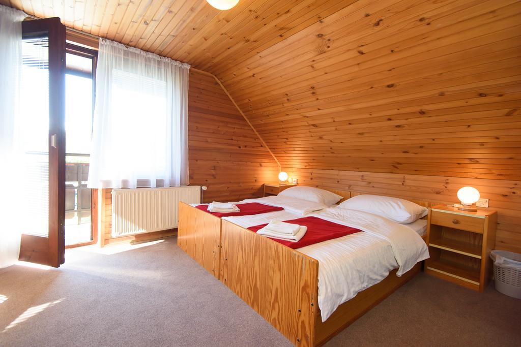Penzion Vila Bistrica Bohinjska Bistrica Exteriör bild