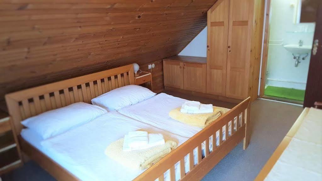 Penzion Vila Bistrica Bohinjska Bistrica Exteriör bild